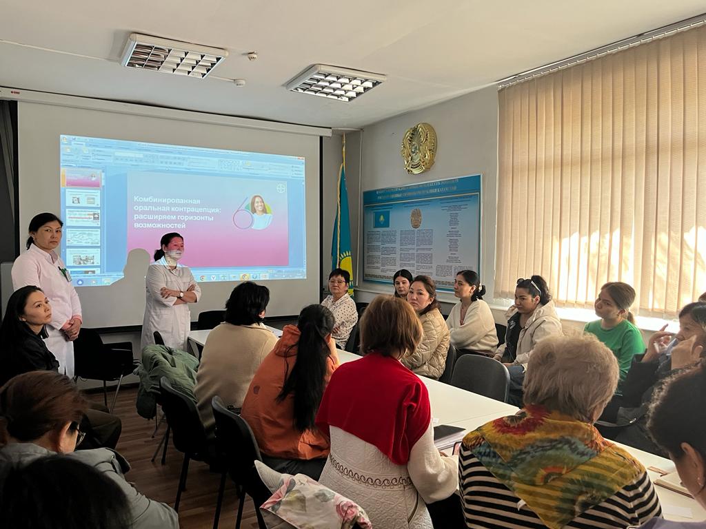 семинар-тренинг   для врачей акушер -гинекологов и акушерек кабинетов планирования семьи города Алматы.