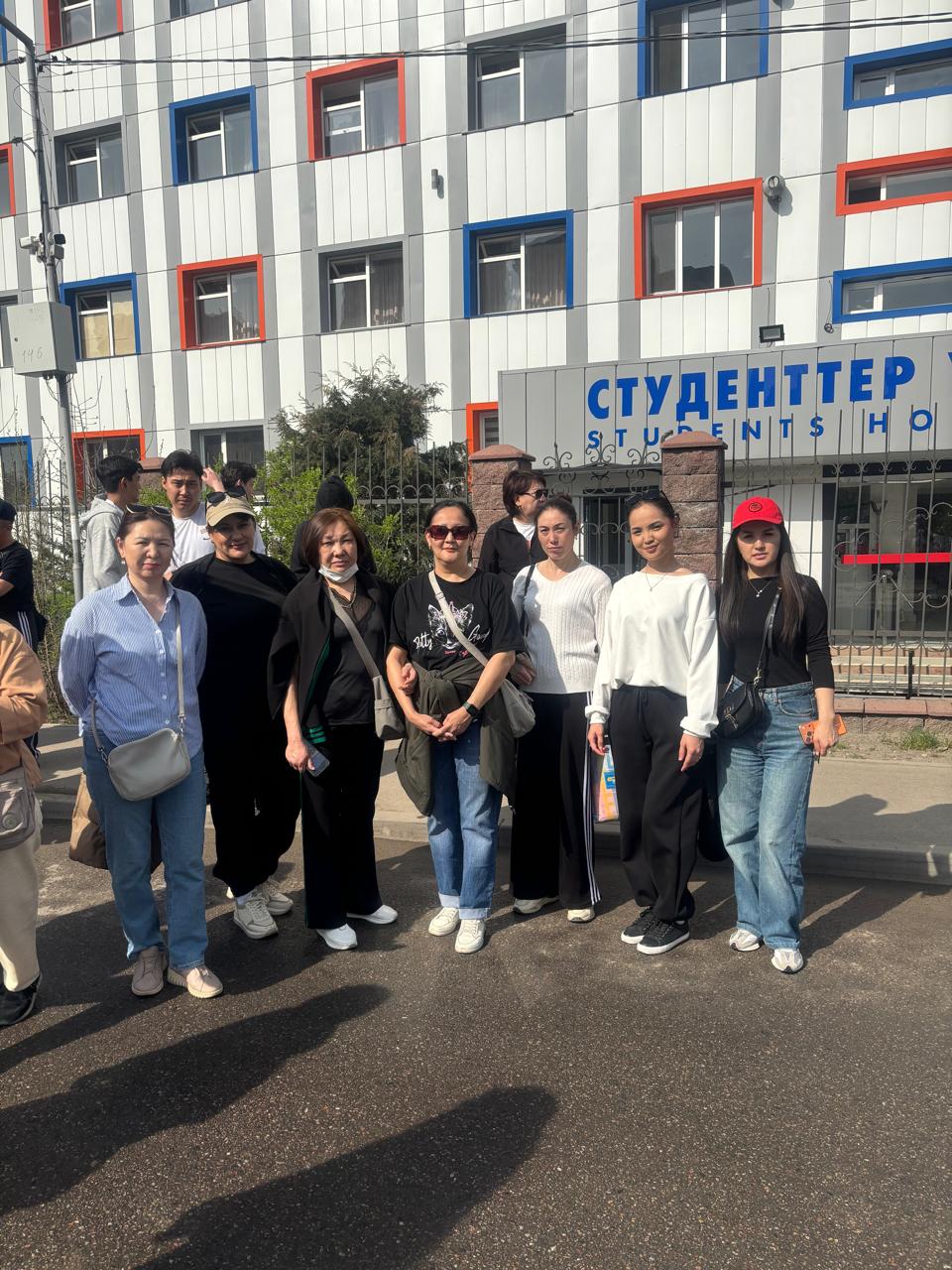 В рамках республиканской экологической акции Таза Қазақстан был проведён субботник, направленный на благоустройство и улучшение санитарного состояния территории